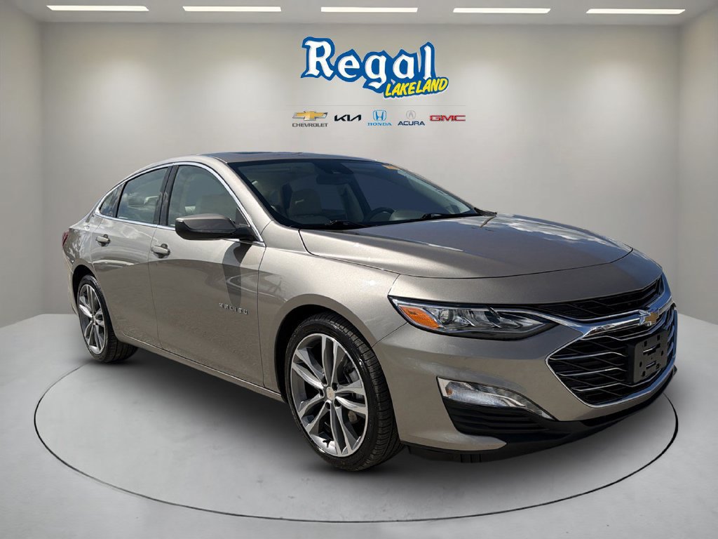 Used 2024 Chevrolet Malibu LT FWD image 1