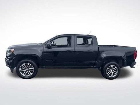 Used 2022 Chevrolet Colorado W/T w/ Custom Special Edition AWD/4WD image 2