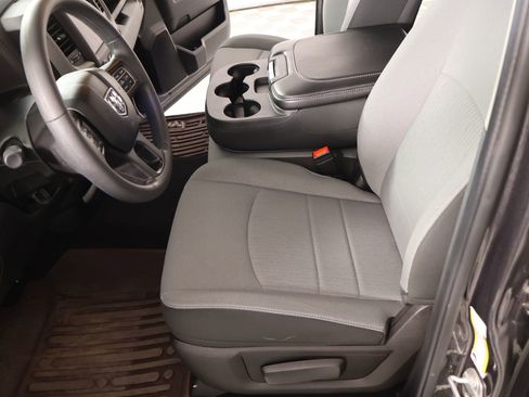 Used 2022 RAM 1500 Tradesman w/ Chrome Plus Package image 10