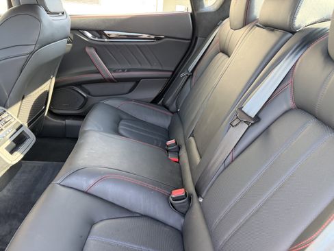 Used 2022 Maserati Quattroporte GT image 22