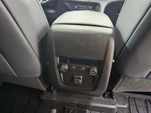 Used 2023 Buick Enclave Essence w/ Experience Buick Package AWD/4WD image 14