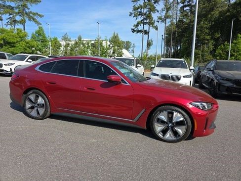 Used 2025 BMW i4 eDrive40 w/ Premium Package image 6