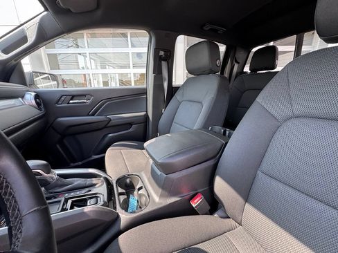 Used 2023 Chevrolet Colorado LT w/ LT Convenience Package II RWD image 23