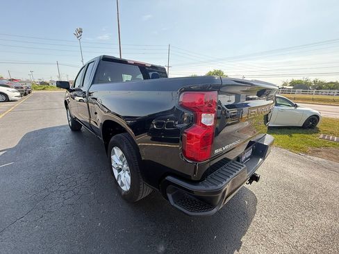 Used 2023 Chevrolet Silverado 1500 Custom RWD image 6