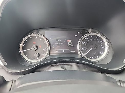 Used 2023 Toyota Highlander L image 38