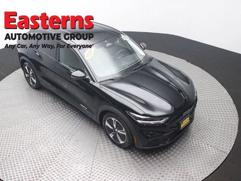 Used 2021 Ford Mustang Mach-E Select w/ Comfort/Appearance Package image 3