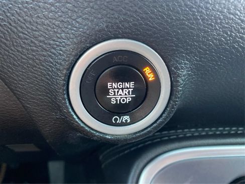 Used 2019 Dodge Challenger R/T RWD image 19