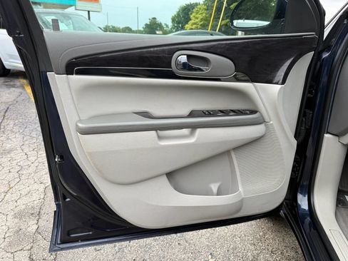 Used 2016 Buick Enclave Convenience FWD image 9