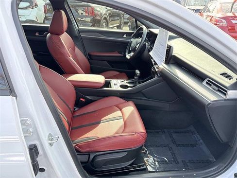 Used 2023 Kia K5 GT-Line image 9