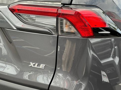 Used 2025 Toyota RAV4 XLE FWD image 24