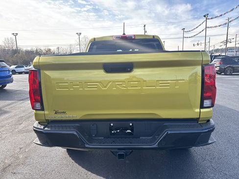 Used 2023 Chevrolet Colorado Trail Boss w/ Technology Package image 4