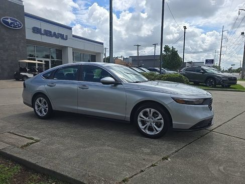 Used 2025 Honda Accord LX image 3