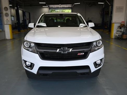 Used 2019 Chevrolet Colorado Z71 AWD/4WD image 2