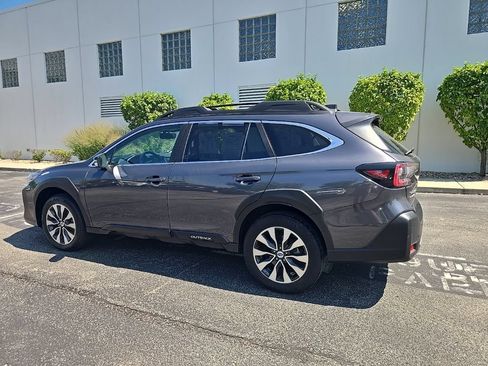Used 2024 Subaru Outback Limited AWD/4WD image 6