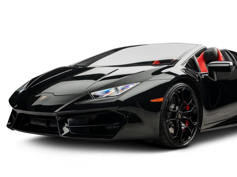 Used 2017 Lamborghini Huracan LP 580-2 RWD image 9