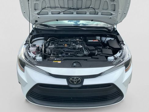 Used 2023 Toyota Corolla LE FWD image 32