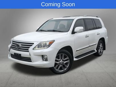 Used 2013 Lexus LX 570 4WD w/ Luxury Pkg