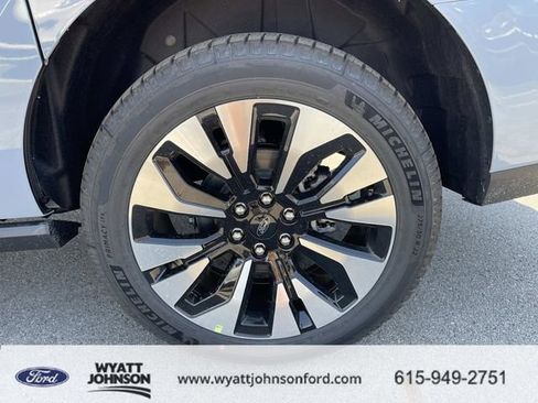 New 2026 Ford Expedition Max Platinum AWD/4WD image 11