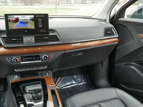 Used 2023 Audi Q5 2.0T Premium w/ Convenience Package AWD/4WD image 23