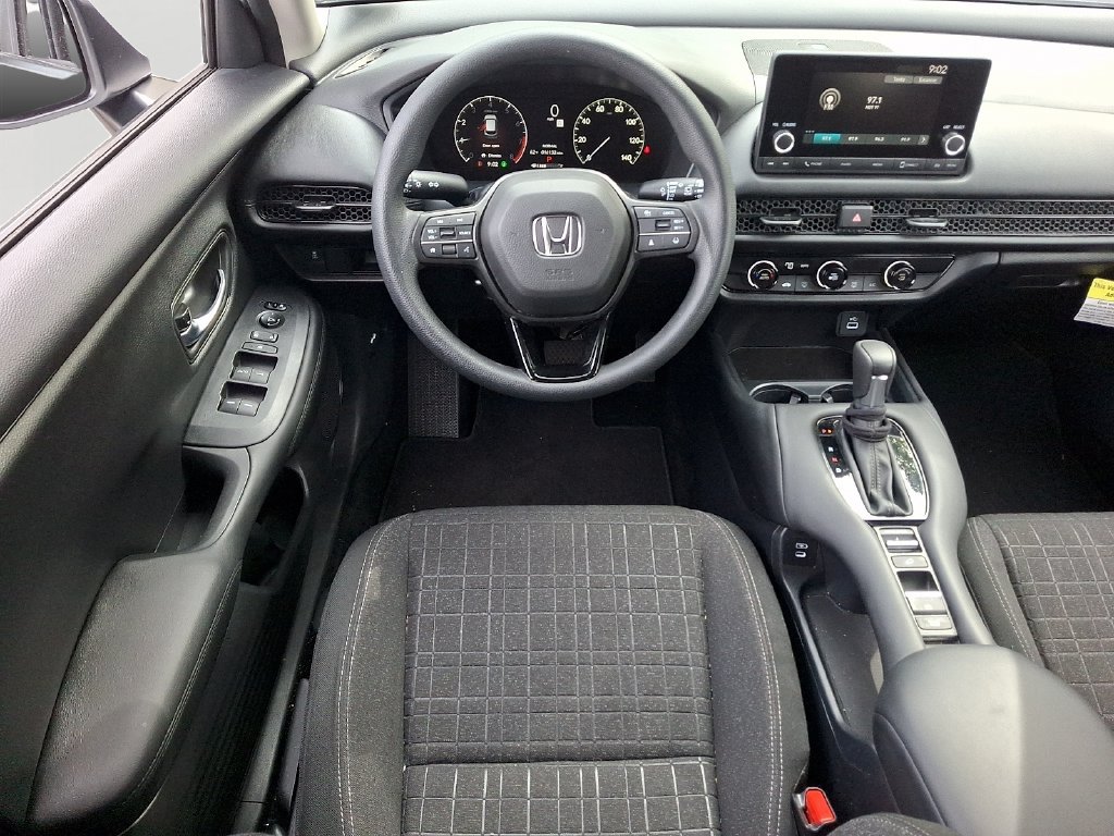 Used 2025 Honda HR-V LX image 13