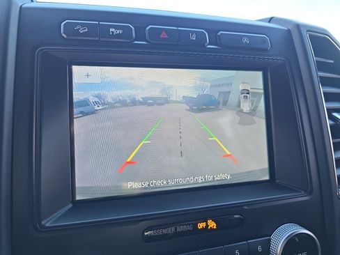 Used 2021 Ford Expedition XL image 27