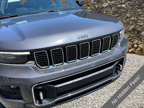 Used 2023 Jeep Grand Cherokee L Overland AWD/4WD image 27