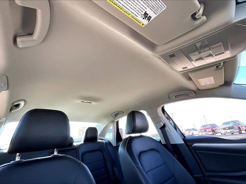 Used 2024 Volkswagen Jetta SE image 14