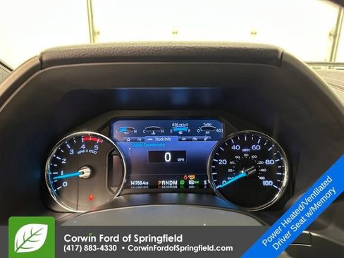 Used 2022 Ford F350 Platinum w/ FX4 Off-Road Package image 32