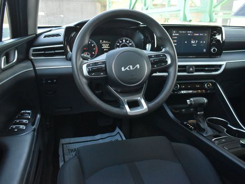 Used 2023 Kia K5 LXS image 16