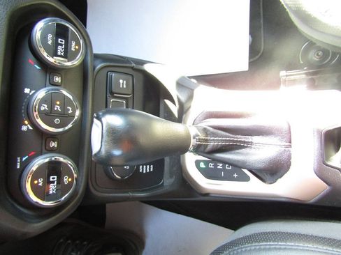 Used 2016 Jeep Renegade Limited AWD/4WD image 15