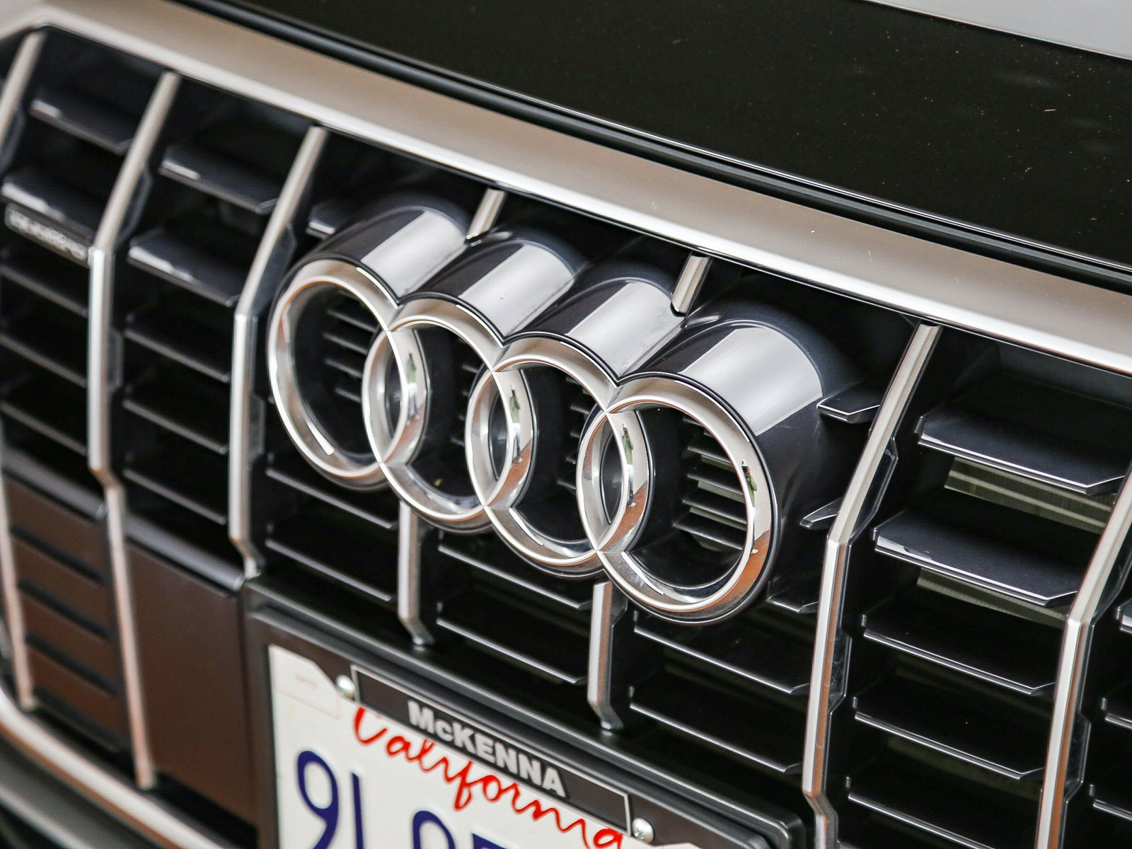 Certified 2024 Audi Q3 2.0T Premium AWD/4WD image 9