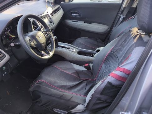 Used 2021 Honda HR-V LX image 5