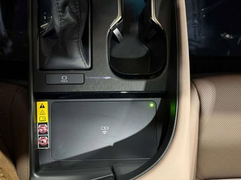 Used 2025 Lexus ES 350 w/ Premium Package image 25