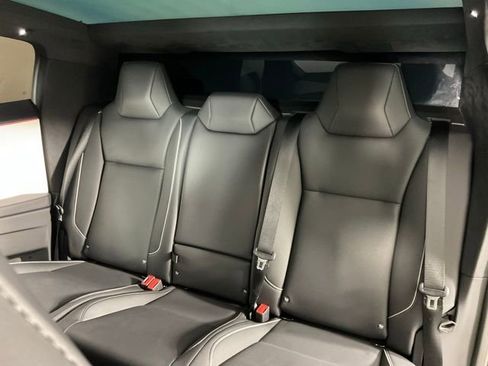 Used 2024 Tesla Cybertruck AWD Crew Cab image 16