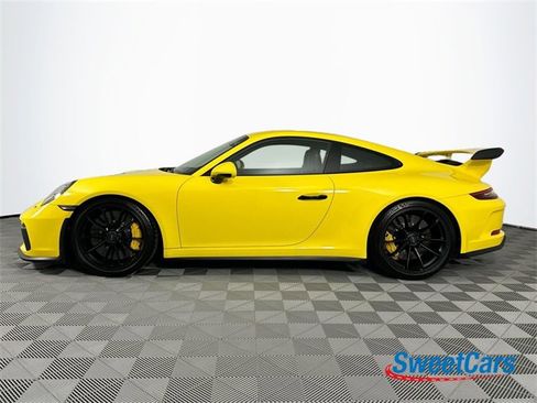 Used 2018 Porsche 911 GT3 w/ Sport Chrono Package image 4