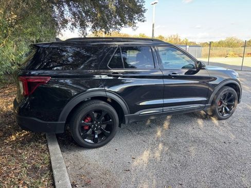 Certified 2024 Ford Explorer ST w/ Equipment Group 401A image 3