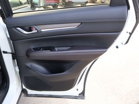 Certified 2025 MAZDA CX-5 Signature image 12