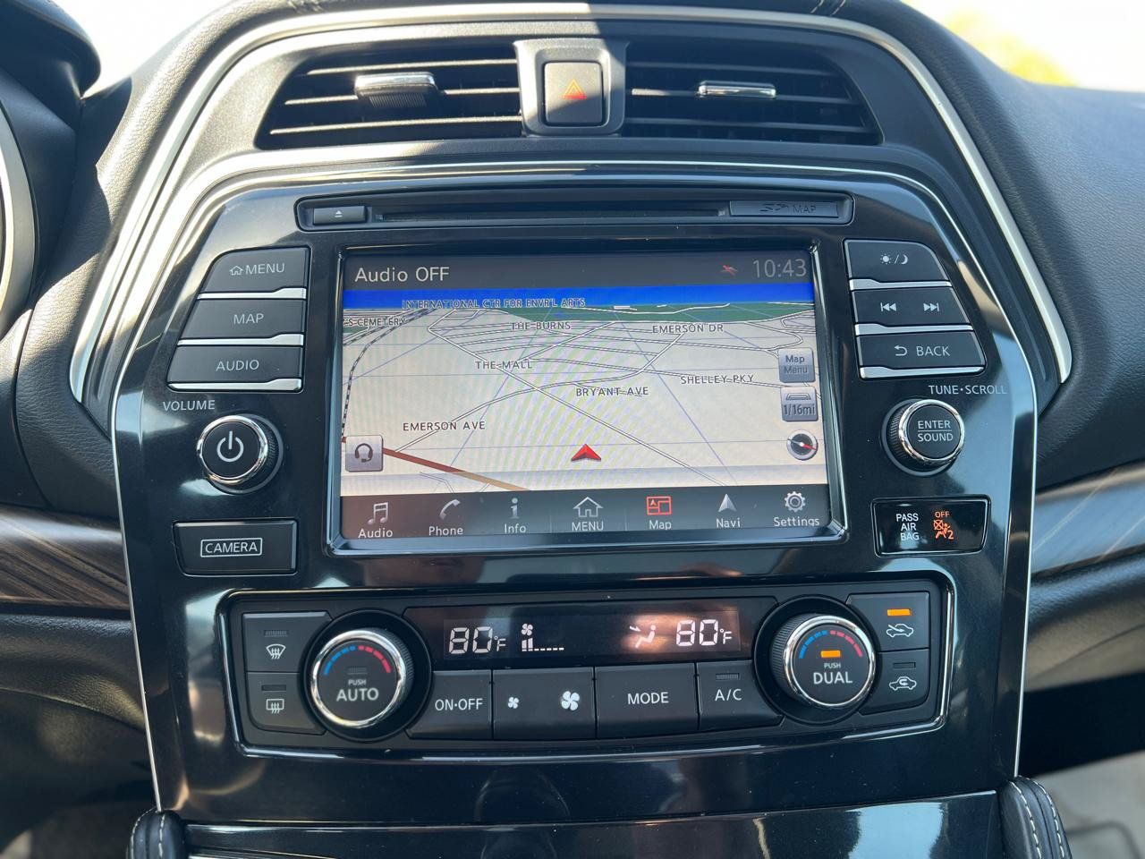 Used 2016 Nissan Maxima Platinum FWD image 24