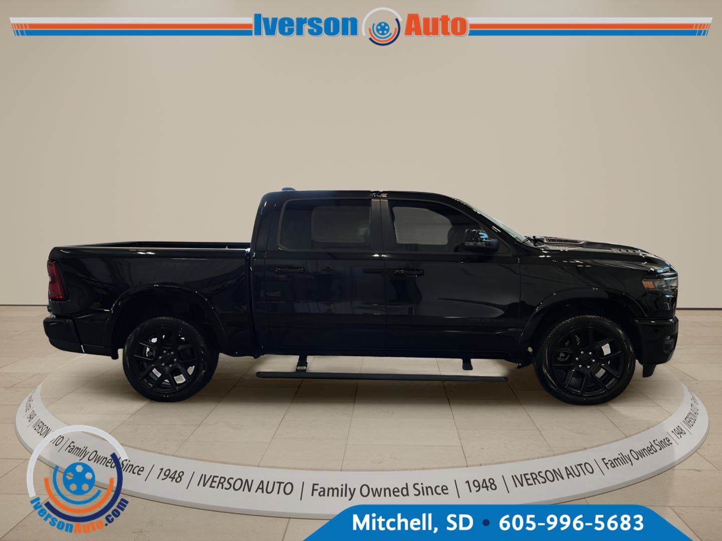Used 2025 RAM 1500 Laramie w/ Night Edition AWD/4WD image 8
