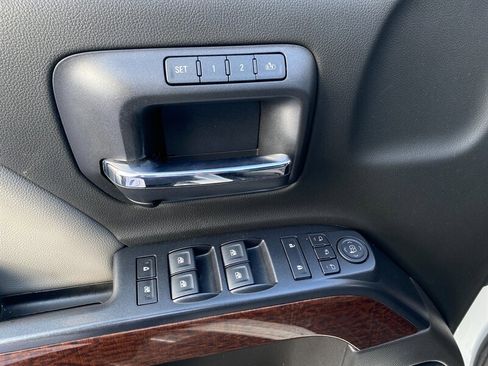 Used 2018 GMC Sierra 1500 SLT w/ SLT Premium Package image 24