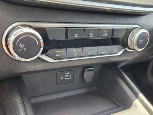Used 2024 Nissan Altima 2.5 S FWD image 17