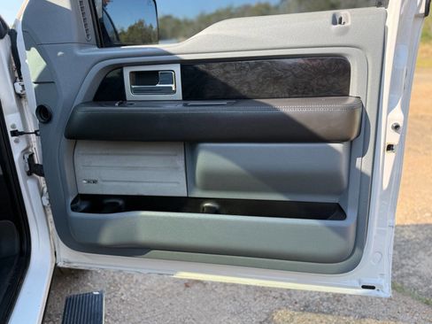Used 2012 Ford F150 Platinum image 27