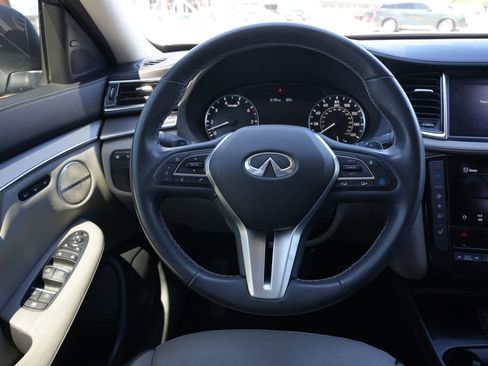 Certified 2023 INFINITI QX50 Luxe FWD image 9