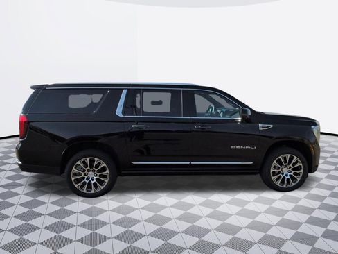 New 2026 GMC Yukon XL Denali w/ Sun & Power Step Package AWD/4WD image 8