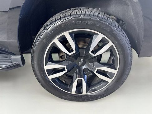 Used 2019 Chevrolet Tahoe Premier AWD/4WD image 36