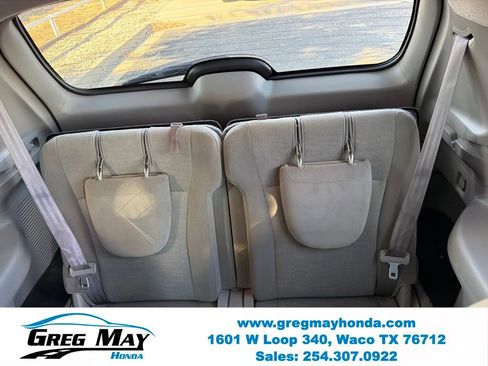 Used 2012 Toyota Highlander FWD w/ Tech Pkg image 25