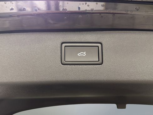 New 2026 Volkswagen Tiguan SE AWD/4WD image 39