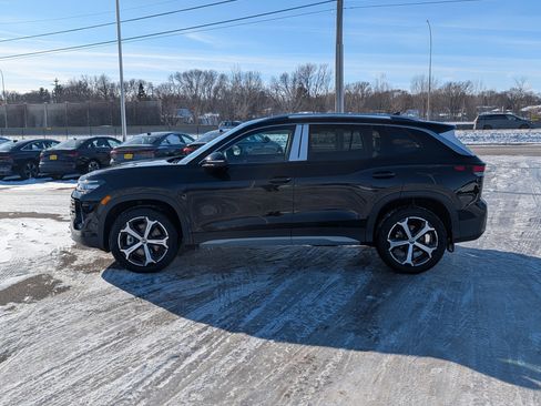 New 2026 Volkswagen Tiguan SE image 3