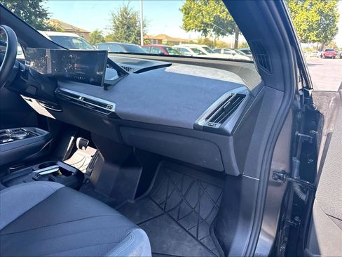 Used 2026 BMW iX xDrive60 w/ M Sport Package AWD/4WD image 28