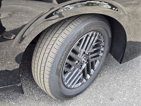 New 2026 Nissan Sentra SV w/ Floor Mat Package image 6